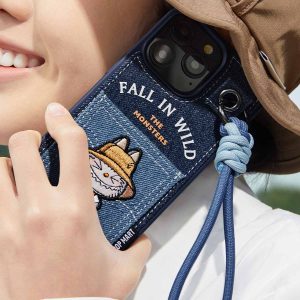 Cover con Laccetto Labubu – Collezione Fall In Wild