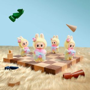 Peluche Labubu con Gancio – Let’s Checkmate