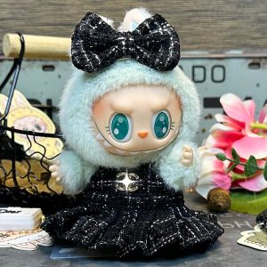 Labubu Starry Night – Eleganza Misteriosa e Charme Senza Tempo