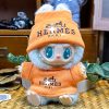 Labubu Orange Sunshine – Morbidezza e Luce che Scaldano il Cuore