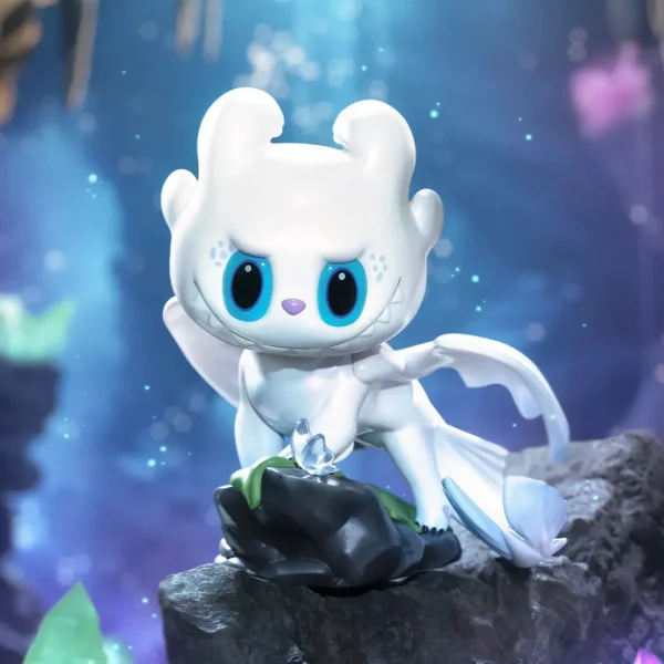 Figura da Collezione Furia Chiara – Draghetta Bianca Kawaii di Dragon Trainer