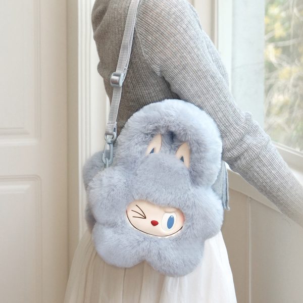 Borsa di Peluche Azzurra Kawaii – Zainetto Coniglietto Morbido e Adorabile - Immagine di 3