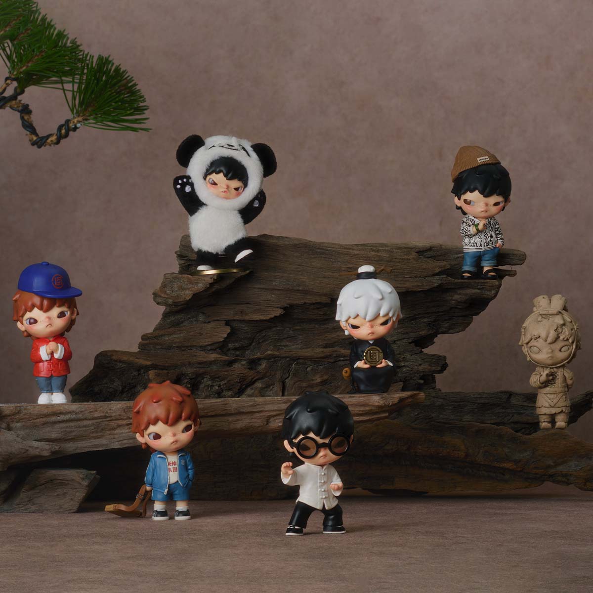 Hirono × CLOT Series Figures – Collezione di Designer Art Toy in Blind Box da Collezione - Immagine di 3